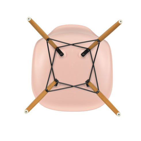 Cadeira Eames em Plástico DSW / Ácer Dourado